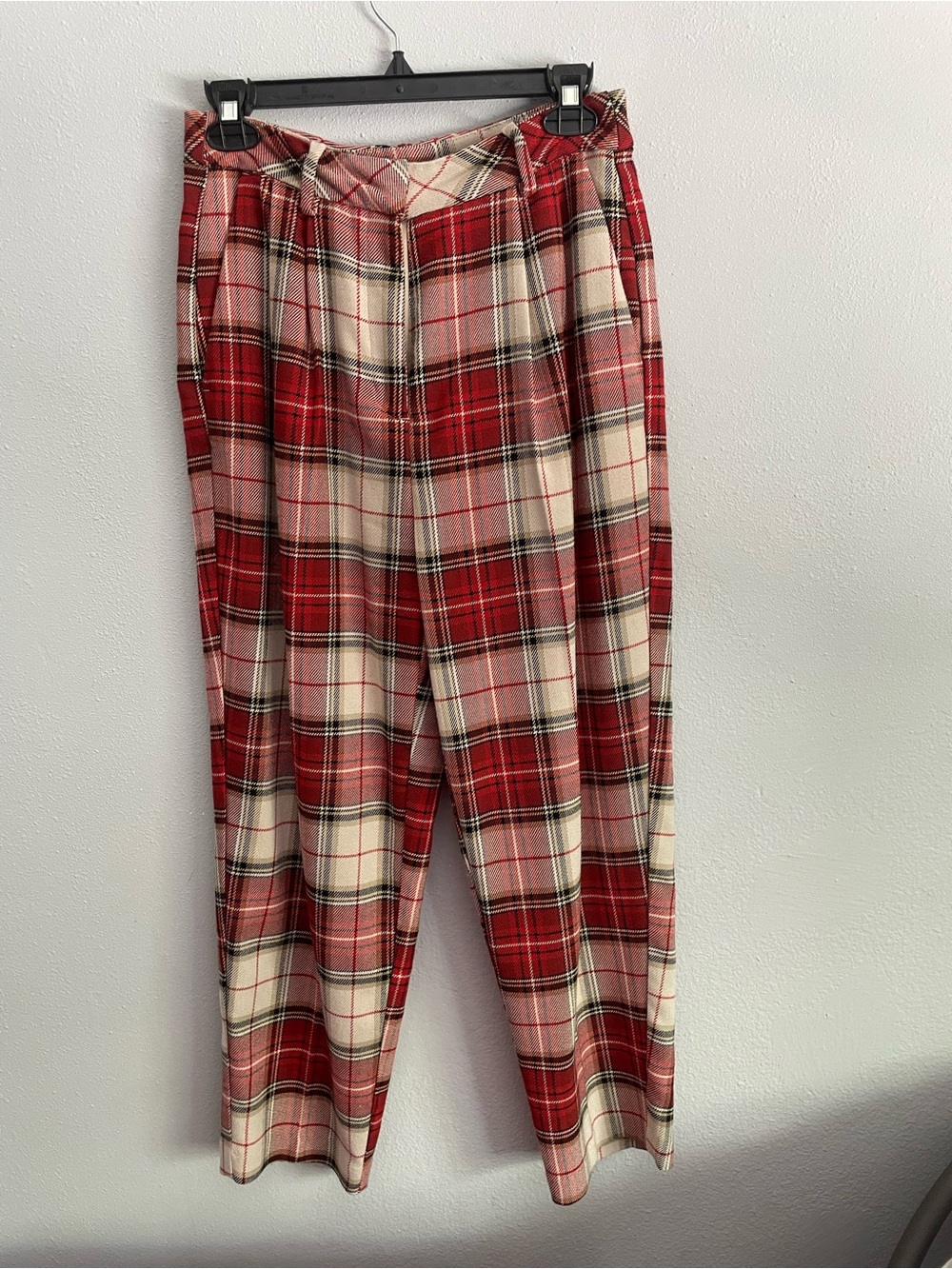 H&M Plaid Cropped Ankle Pants Red Tartan High Rise Size 6 EUC - Picture 2 of 5